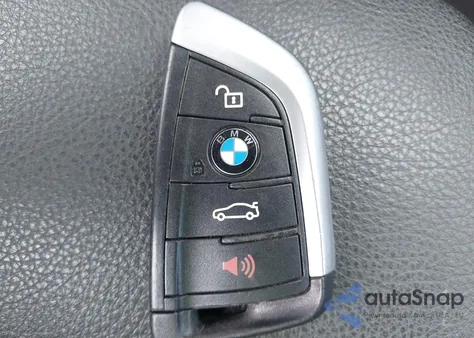 2021 BMW X1 xDrive28I from USA, damaged, VIN WBXJG9C04M5T61811